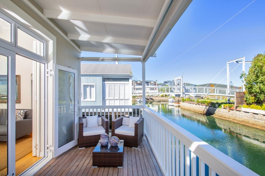 To Let 2 Bedroom Property for Rent in Thesen Islands Western Cape